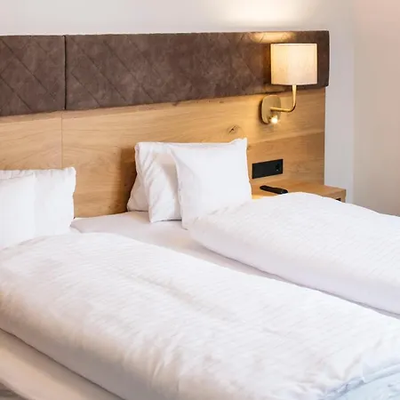 Lamm Ξενοδοχείο Μπρέγκενζ